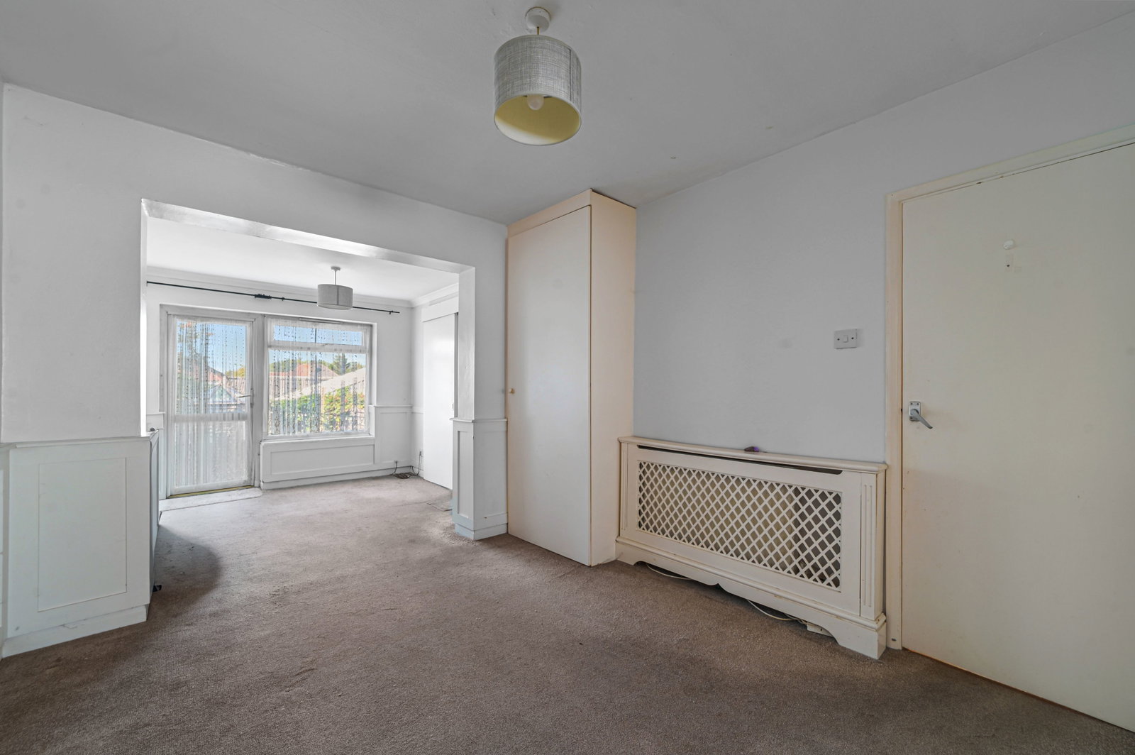 Terraced House for sale in Hornchurch, Stanley Close, Hornchurch, RM12, 925 m²