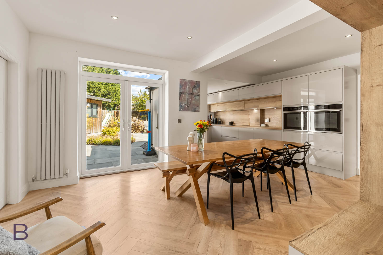 Detached House for sale in Bradford, 110 Reevy Road, Wibsey, BD6., 1561 m²