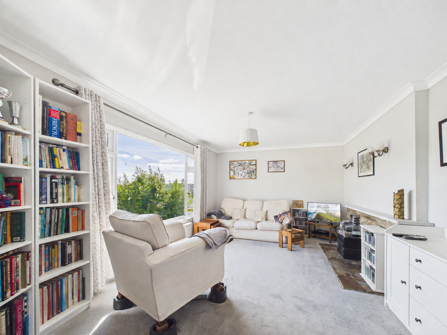 Bungalow in Looe 2