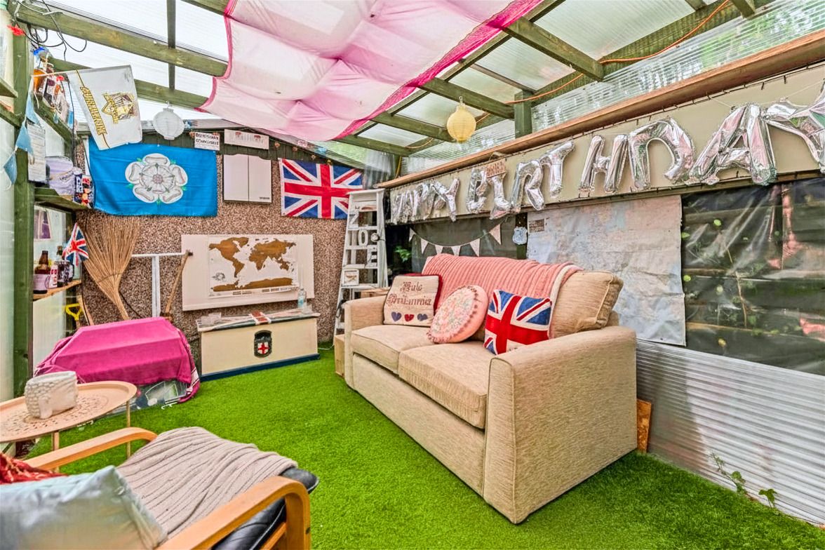 Semi Detached House for sale in York, Lilac Avenue, York, YO10 3AS