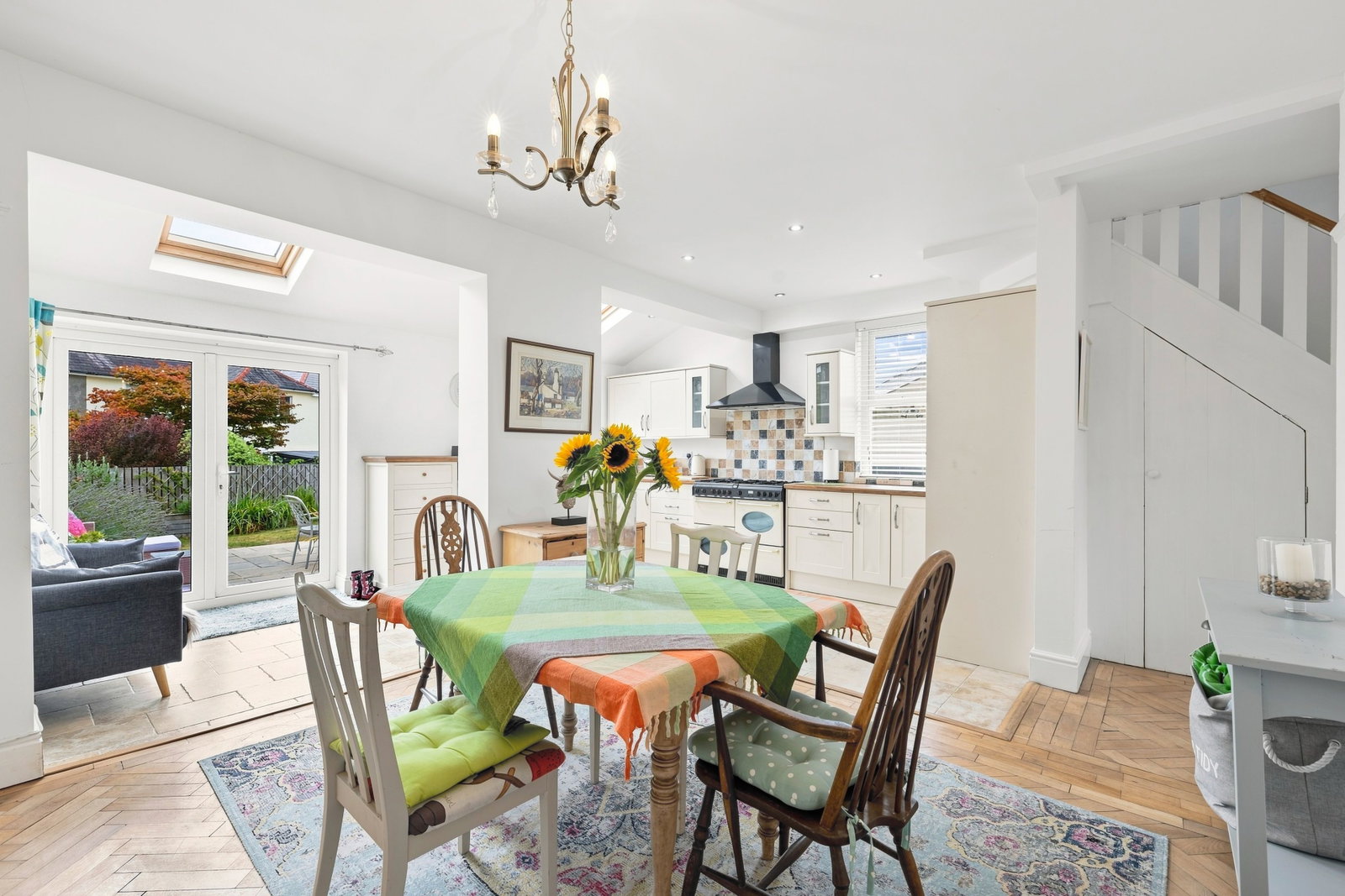 Semi Detached House for sale in Swansea, Woodland Avenue, West Cross, Swansea, SA3 5LY, 946 m²