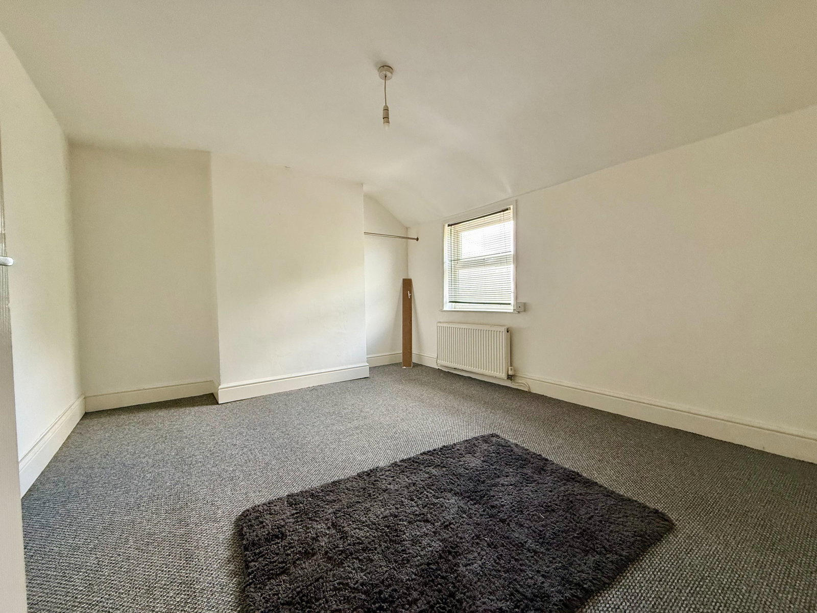 Terraced House for sale in Gloucester, High Street, Gloucester, GL1 4SW