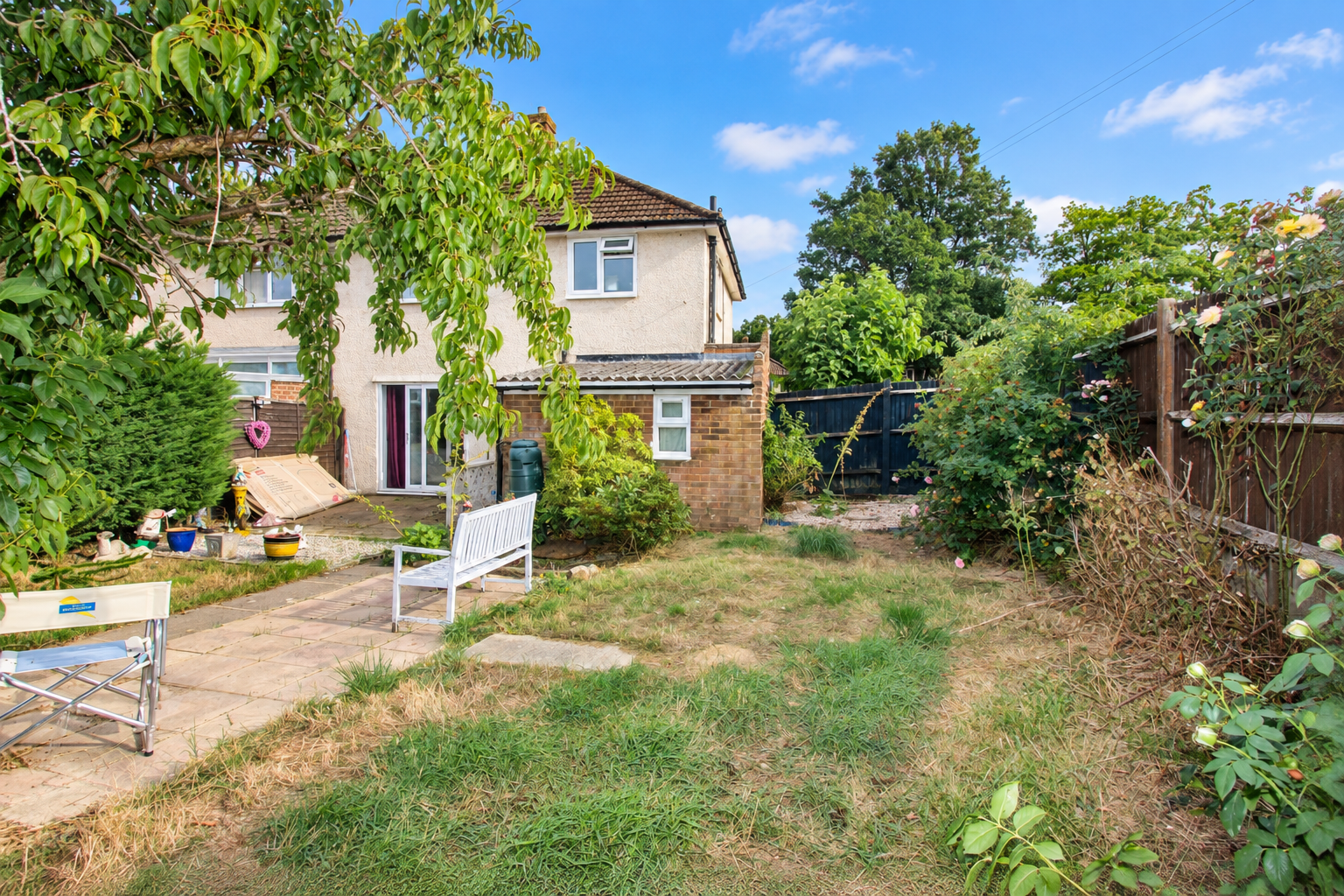 Semi Detached House for sale in Tonbridge, Bishops Oak Ride, Tonbridge, TN10 3NY