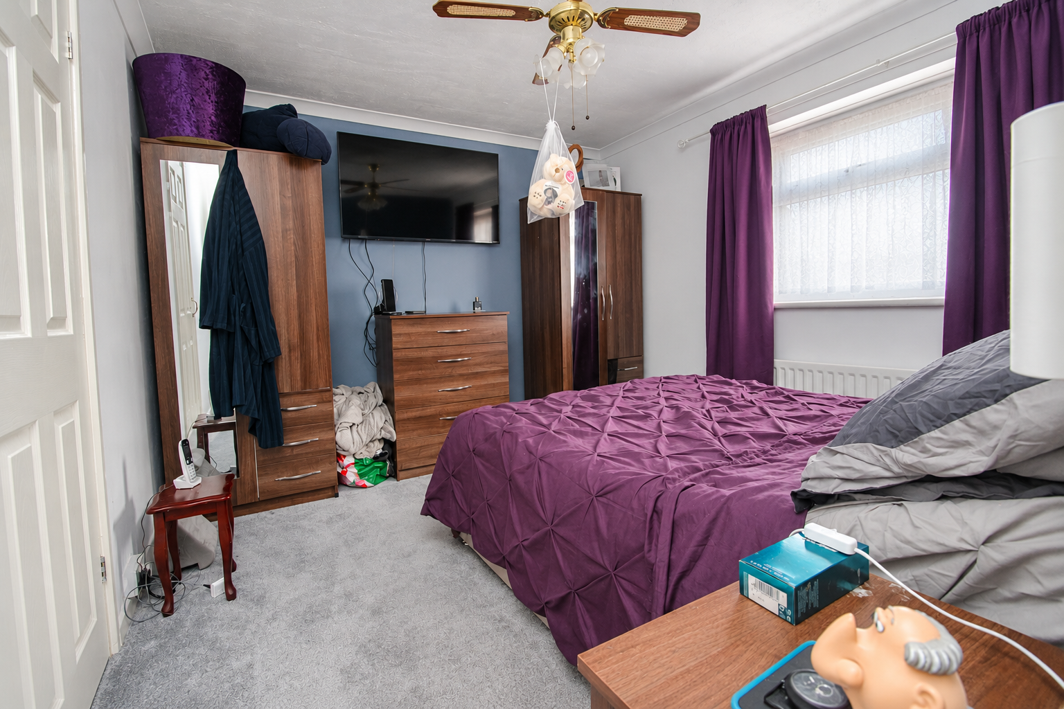 Semi Detached House for sale in Tonbridge, Bishops Oak Ride, Tonbridge, TN10 3NY