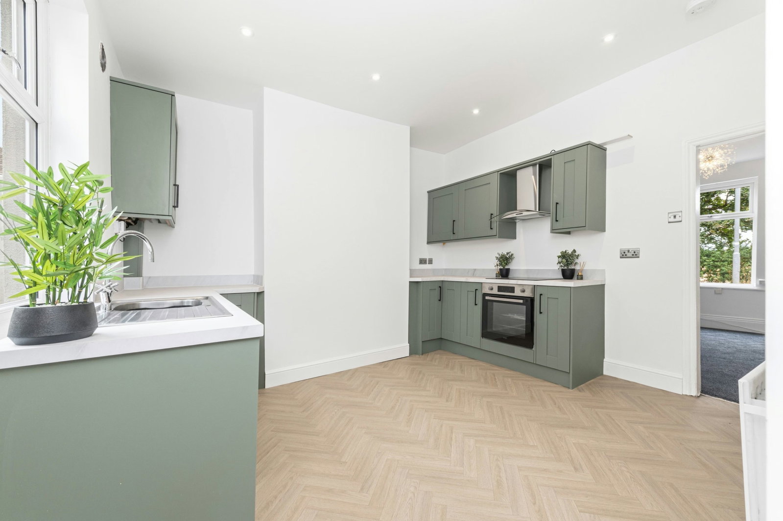 Terraced House for sale in Leeds, Wakefield Road, Garforth, Leeds, LS25 1NE