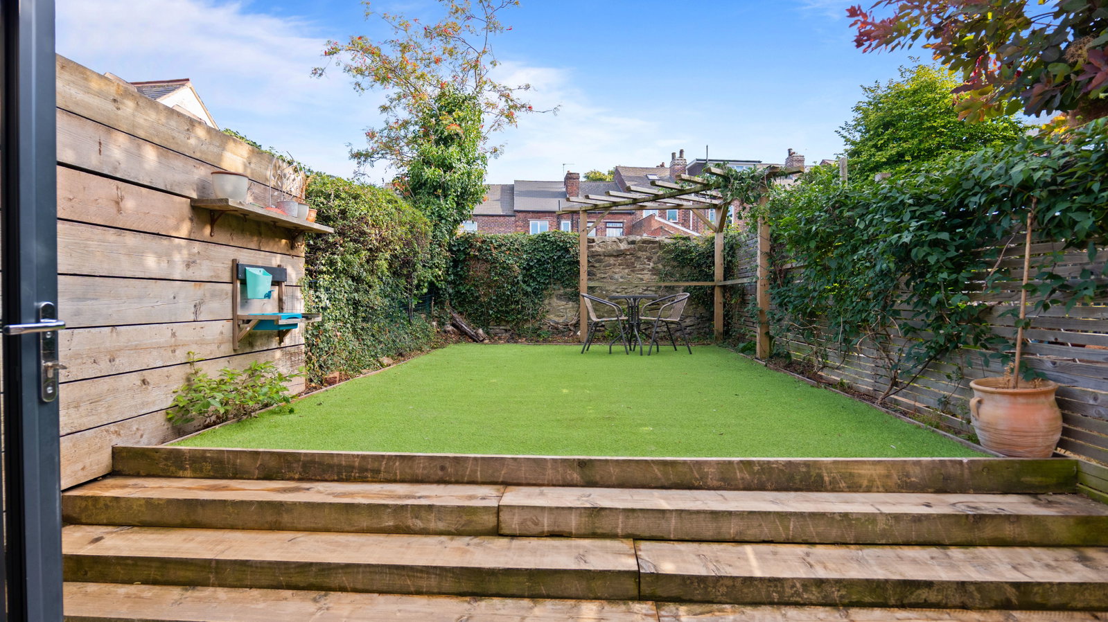 Terraced House for sale in Sheffield, Bute Street, Crookes, Sheffield, S10 1UP, 1279 m²