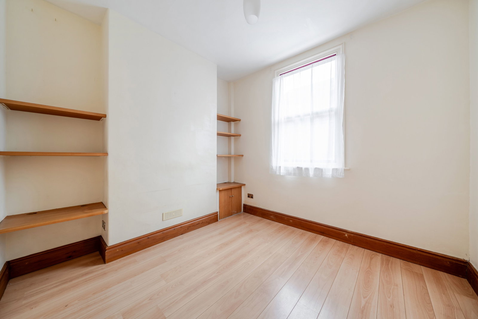 Terraced House for sale in York, Emmerson Street, York, YO31 0XH, 775 m²