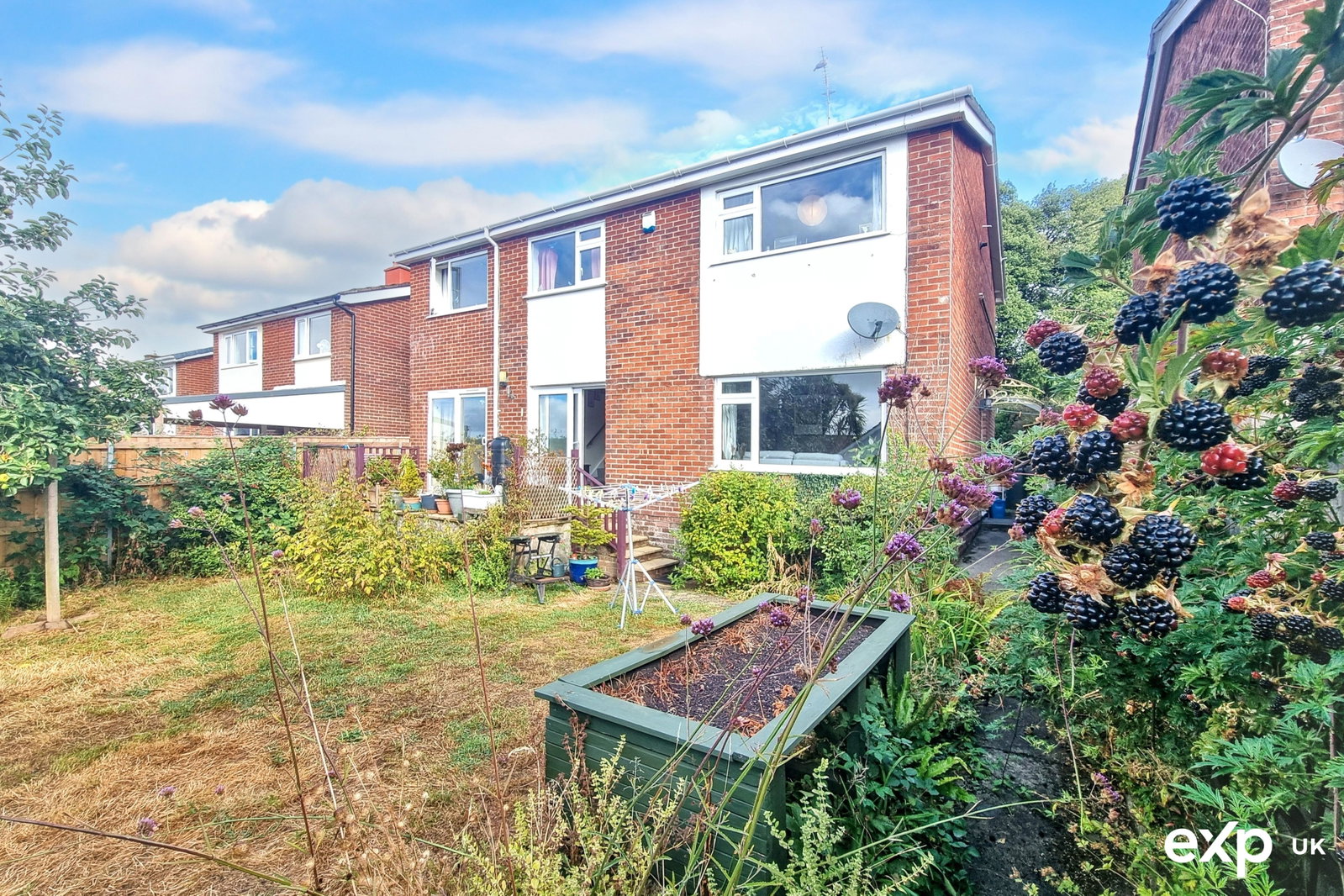 Detached House for sale in Newton Abbot, Mile End Road, Newton Abbot, TQ12 1RW