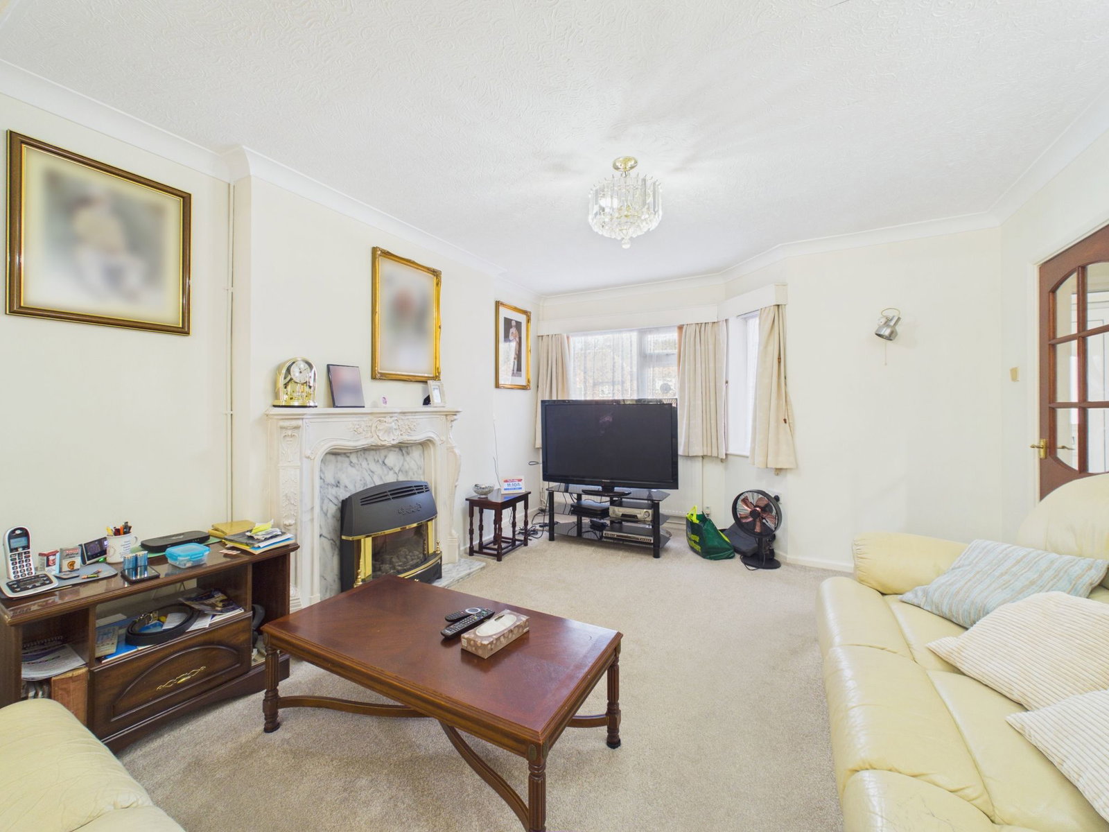 Semi Detached House for sale in Leicester, Ash Tree Road, Oadby, 1500 m²
