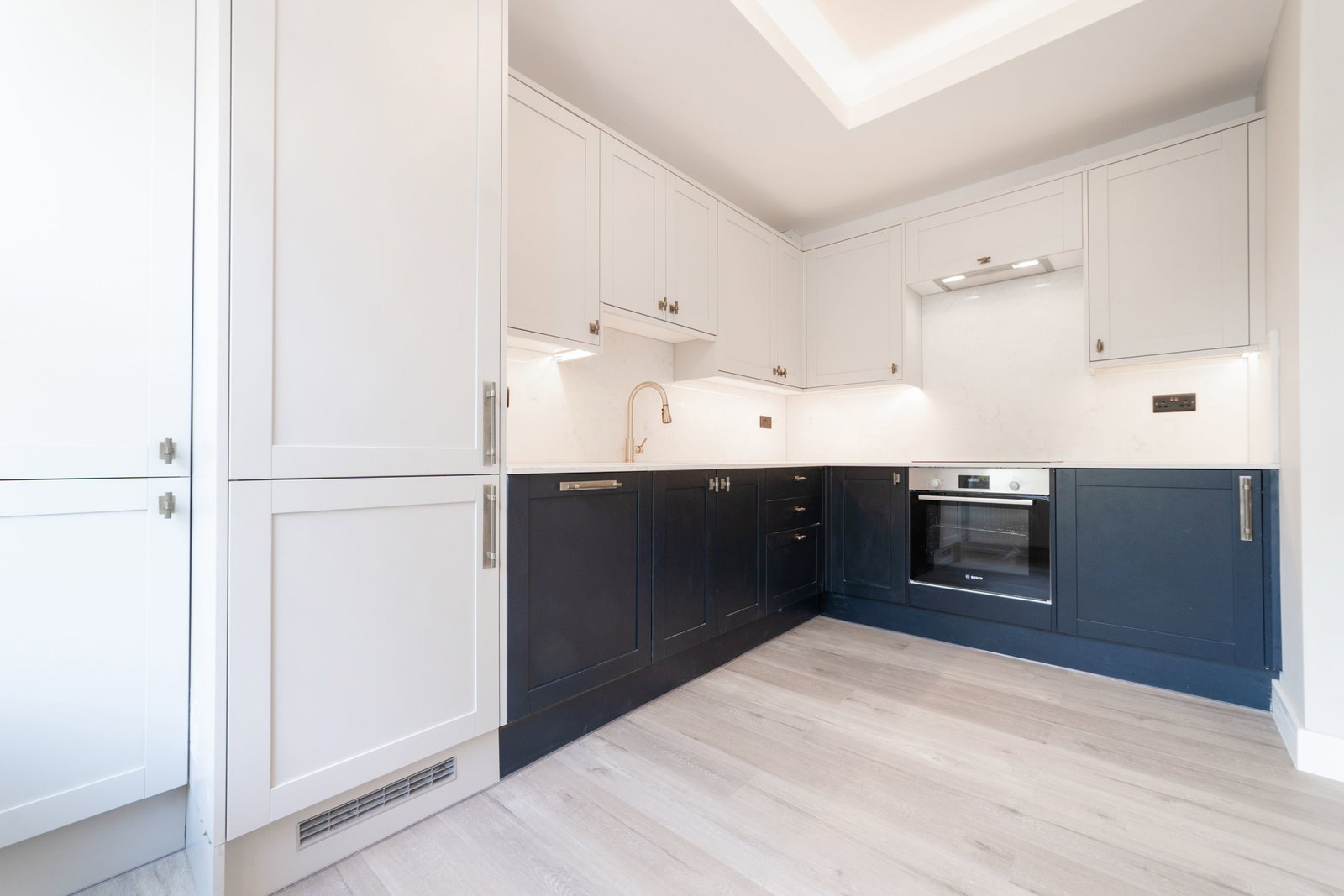 Flat for sale in Croydon, 6 Windmill Road, Croydon, CR0 2XN, 657 m²