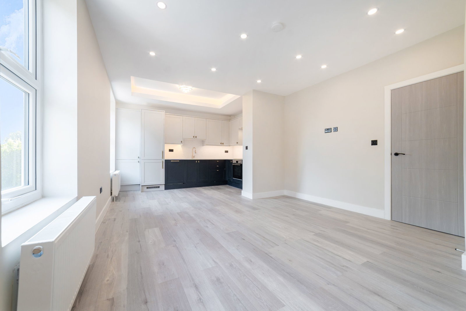 Flat for sale in Croydon, 6 Windmill Road, Croydon, CR0 2XN, 657 m²