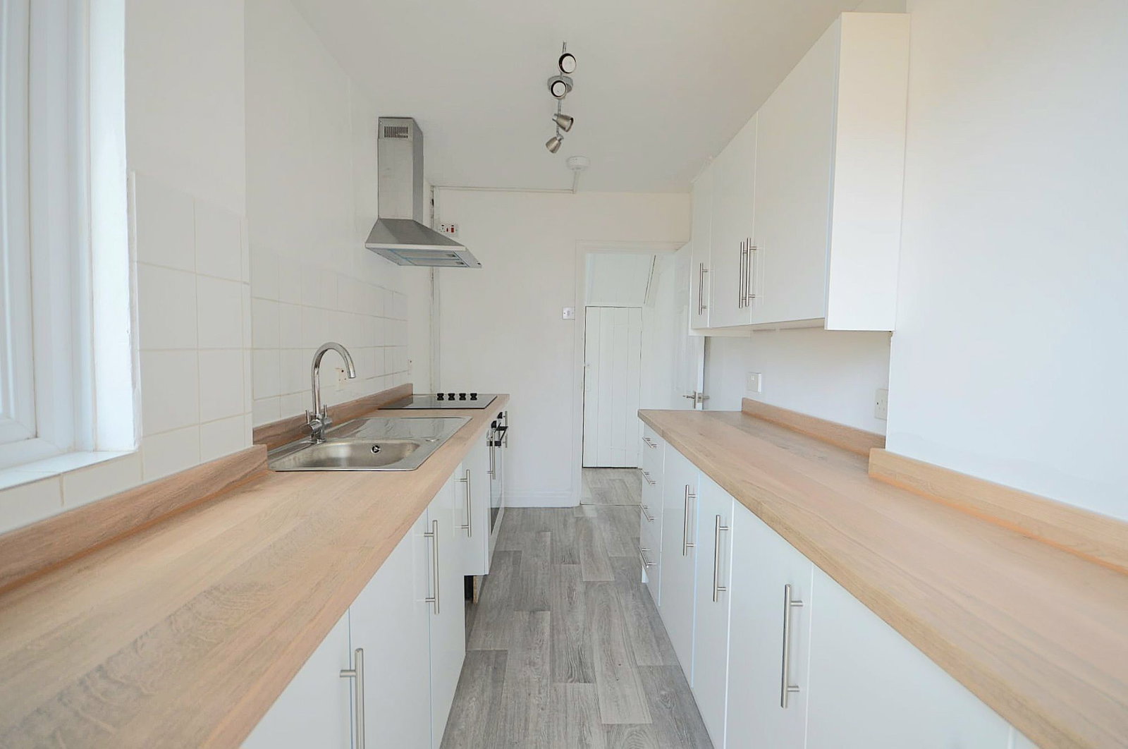 End Of Terrace House in Port Talbot 4