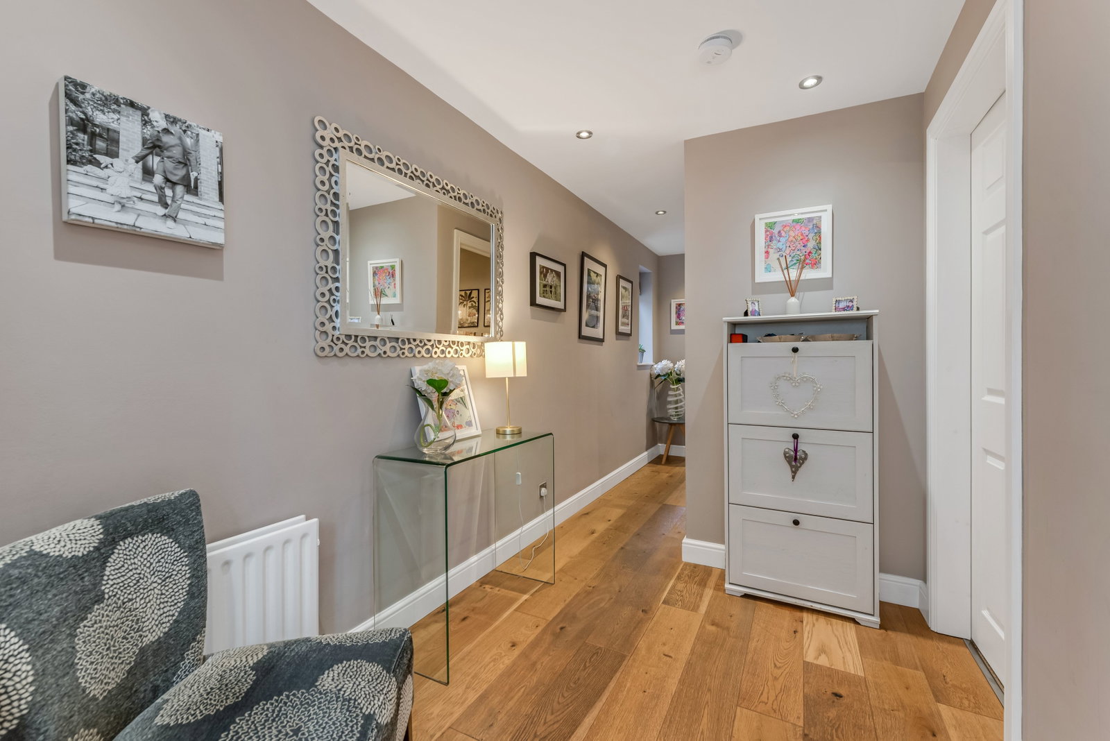 Detached House for sale in York, Beckside, Elvington, York, YO41 4BE, 1338 m²