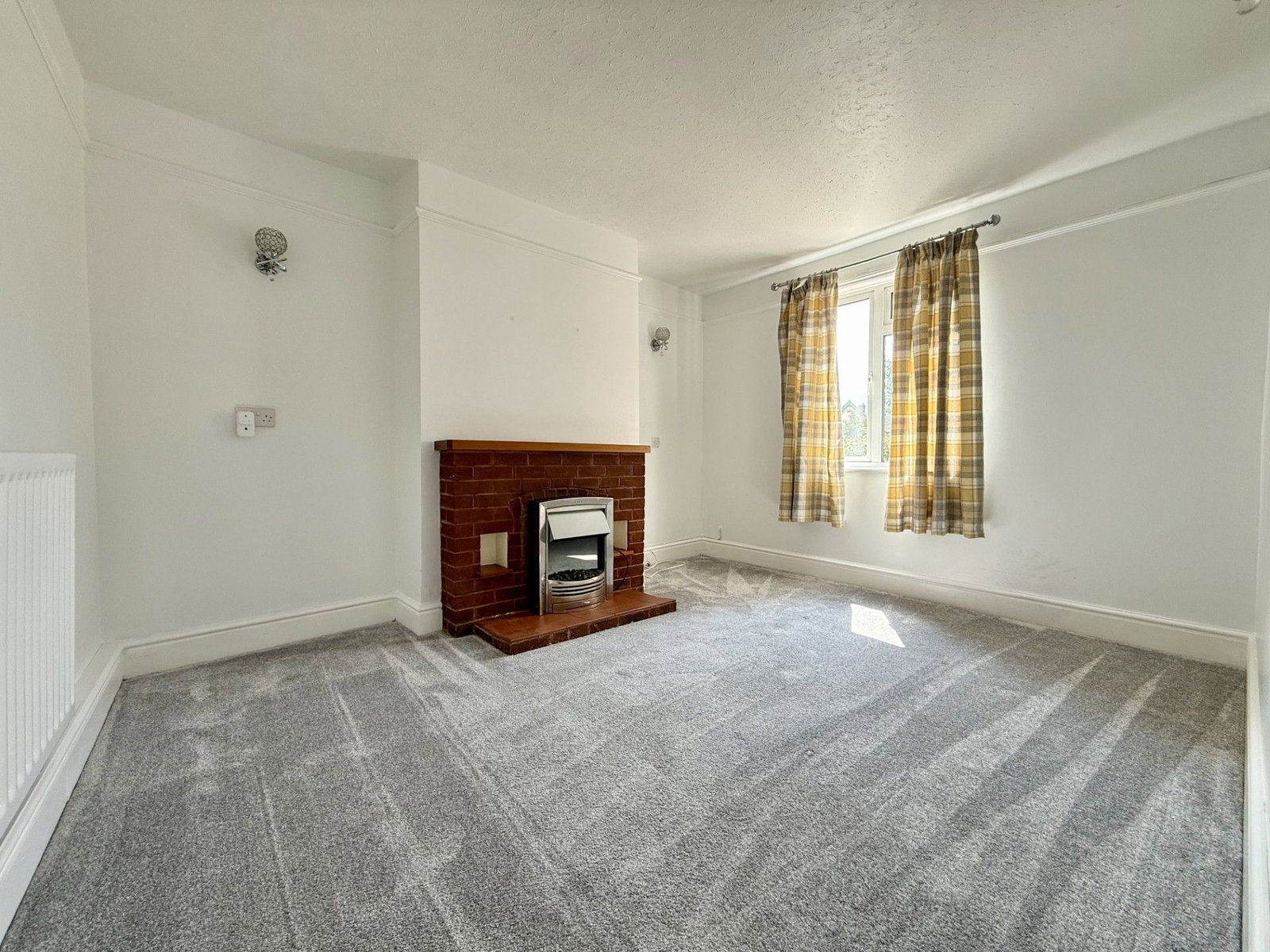 Detached House for sale in Gloucester, Tithe Farm Lane, Birdwood, Gloucester, GL19 3ED, 1987 m²