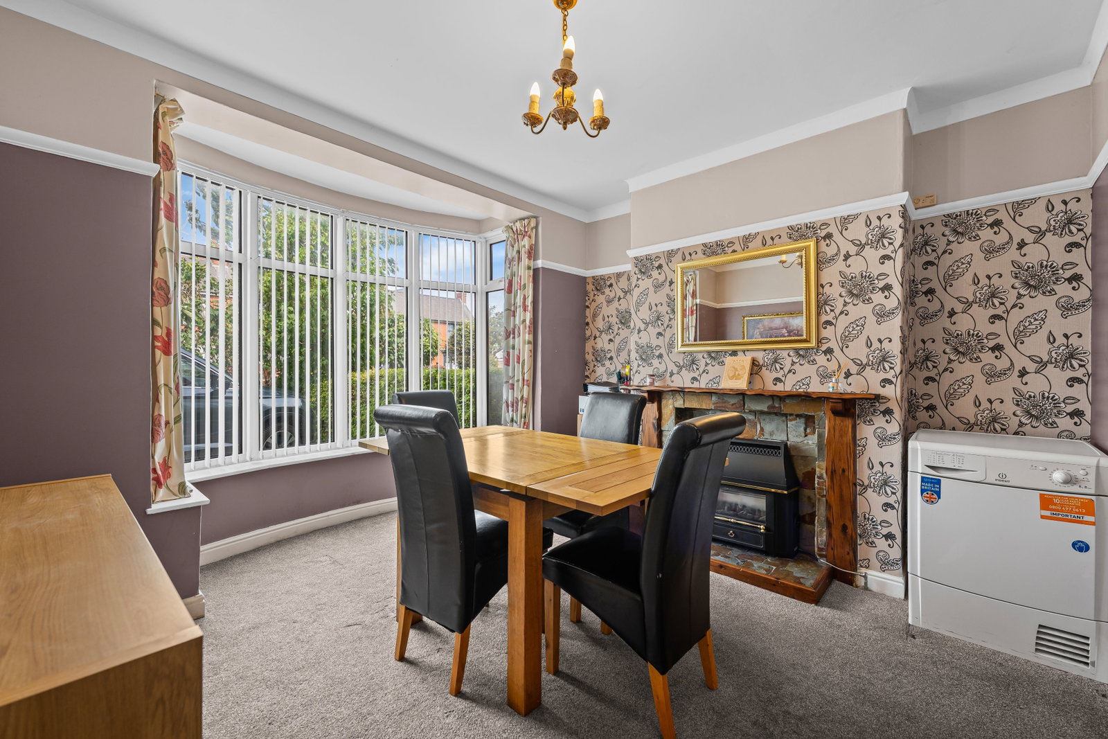 Semi Detached House for sale in Barnsley, Dodworth Road, Barnsley, S70 6PF