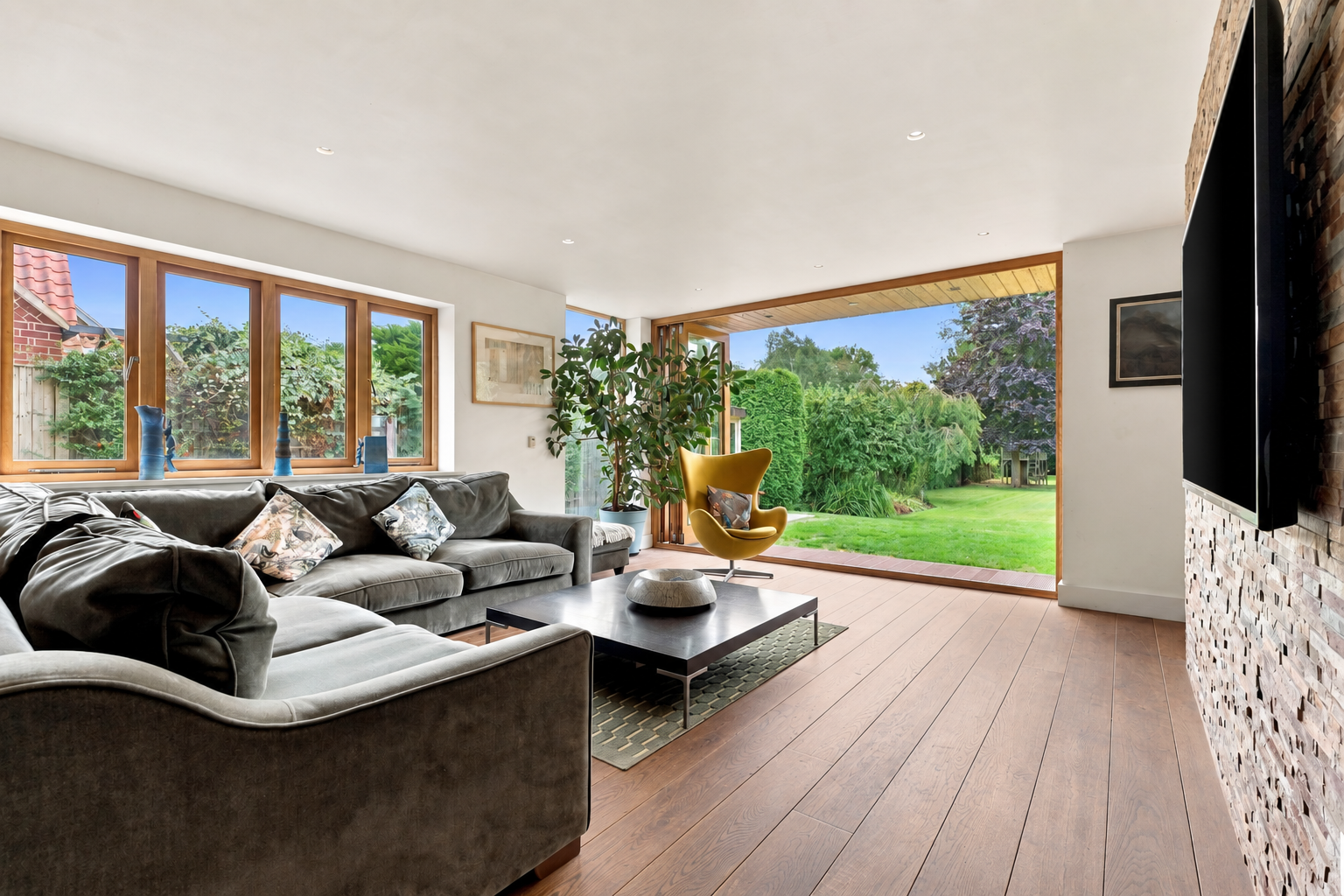 Detached House for sale in Southwell, Farthings, The Holme, Westhorpe, Southwell, 3687 m²