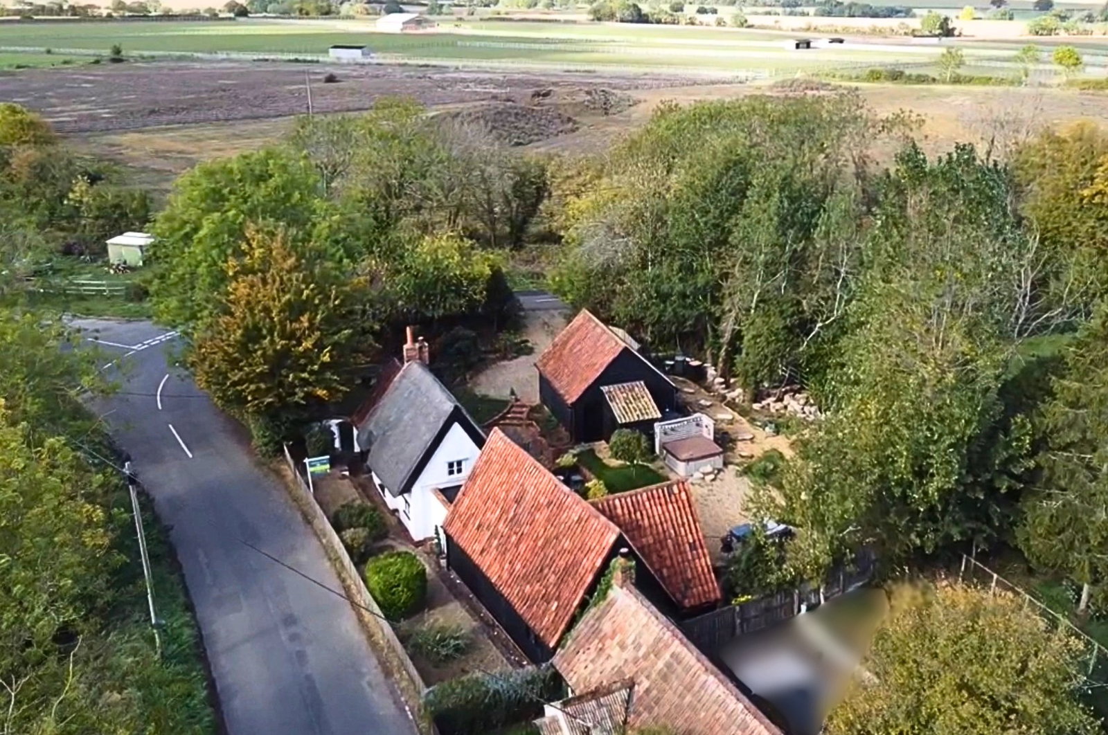 Detached House for sale in Bedford, Keysoe Road West, Keysoe, Bedfordshire