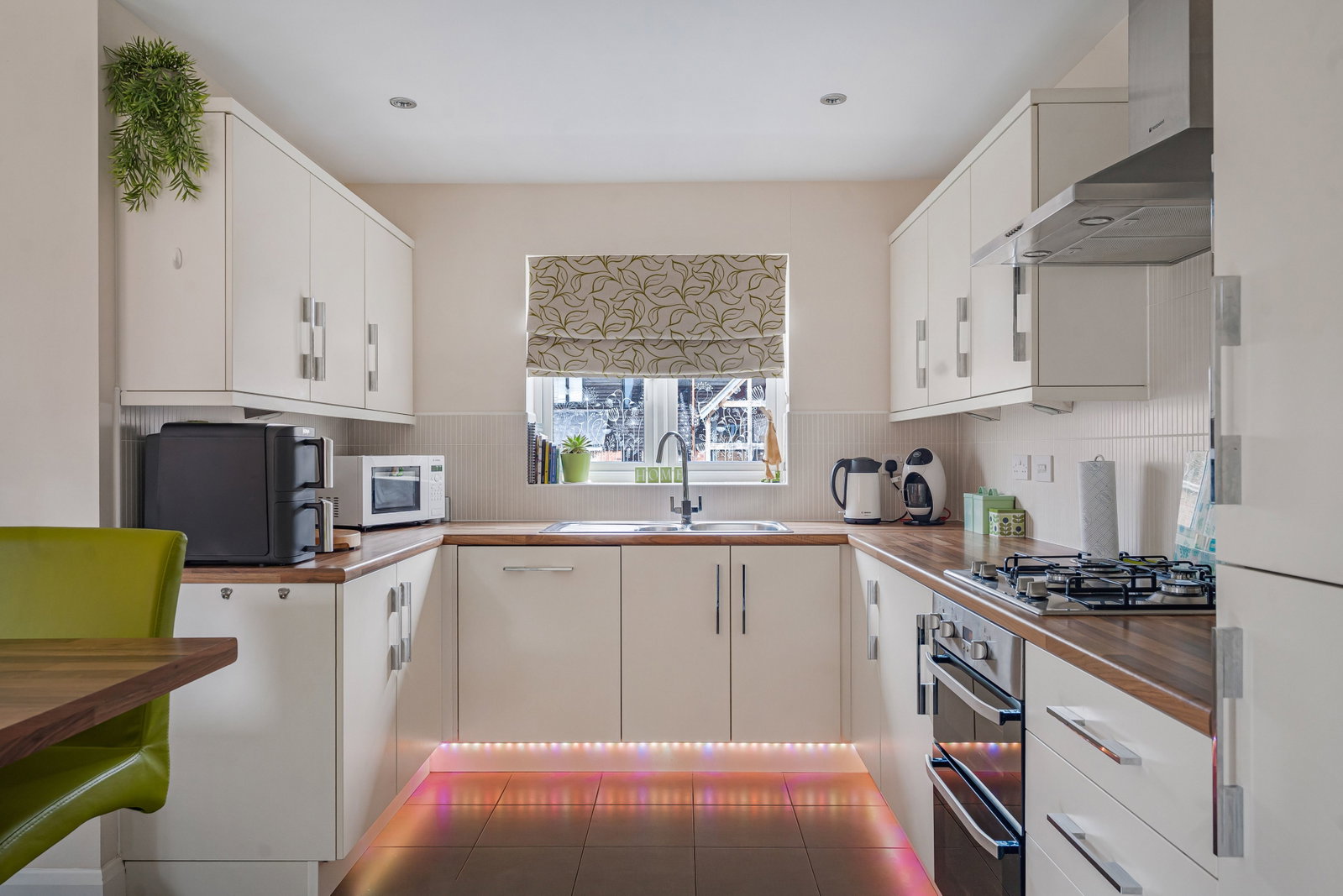Detached House for sale in Newent, Whitegates, Newent, GL18