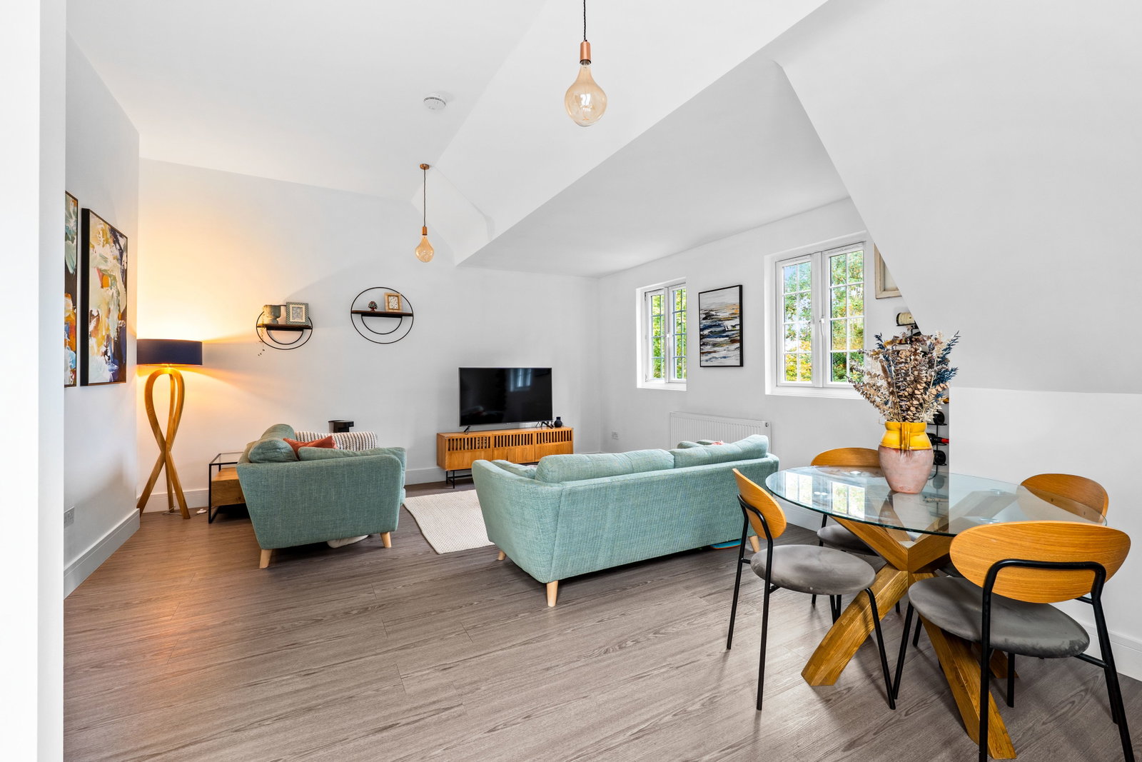 Flat for sale in South Croydon, West Hill, South Croydon, CR2 0SB, 896 m²