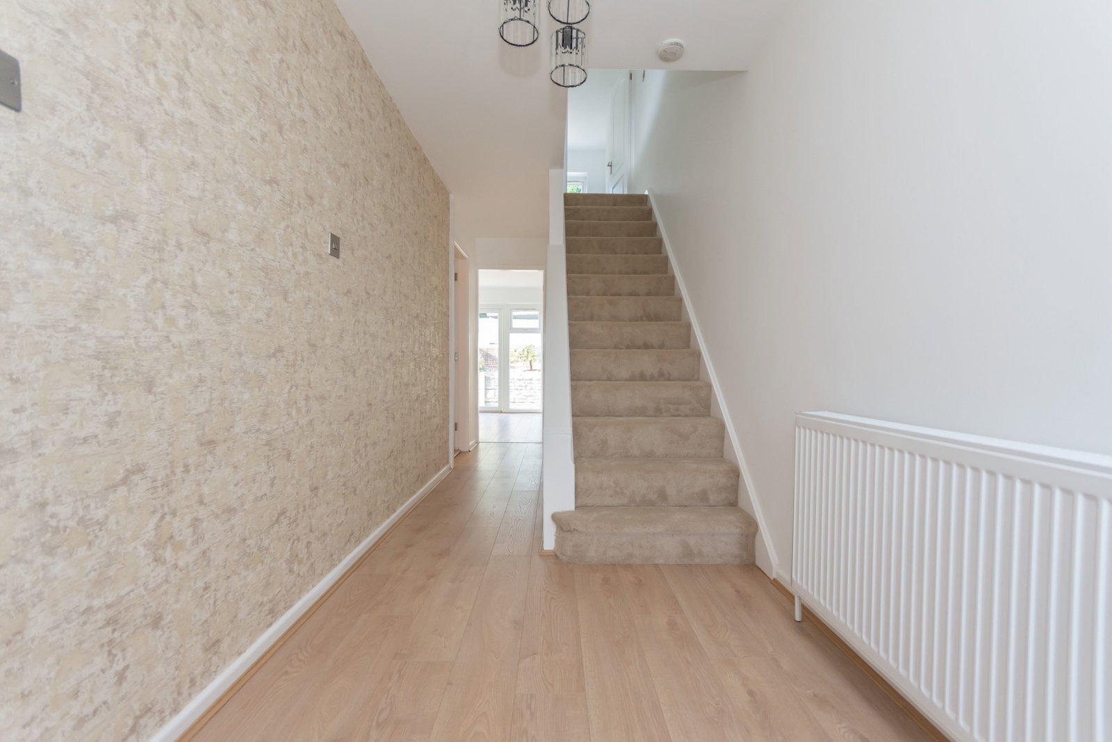 Semi Detached House for sale in Dudley, Redwood Avenue, Dudley, DY1 3TS