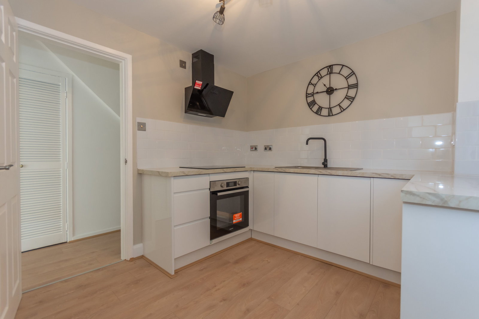 Semi Detached House for sale in Dudley, Redwood Avenue, Dudley, DY1 3TS