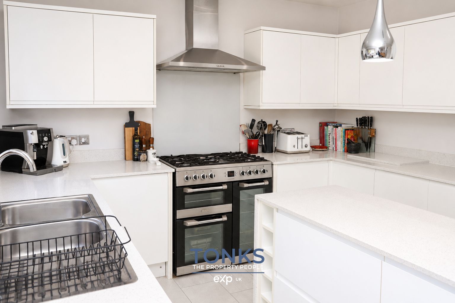 Detached House for sale in Dudley, Elizabeth Grove, Dudley, DY2 7TG