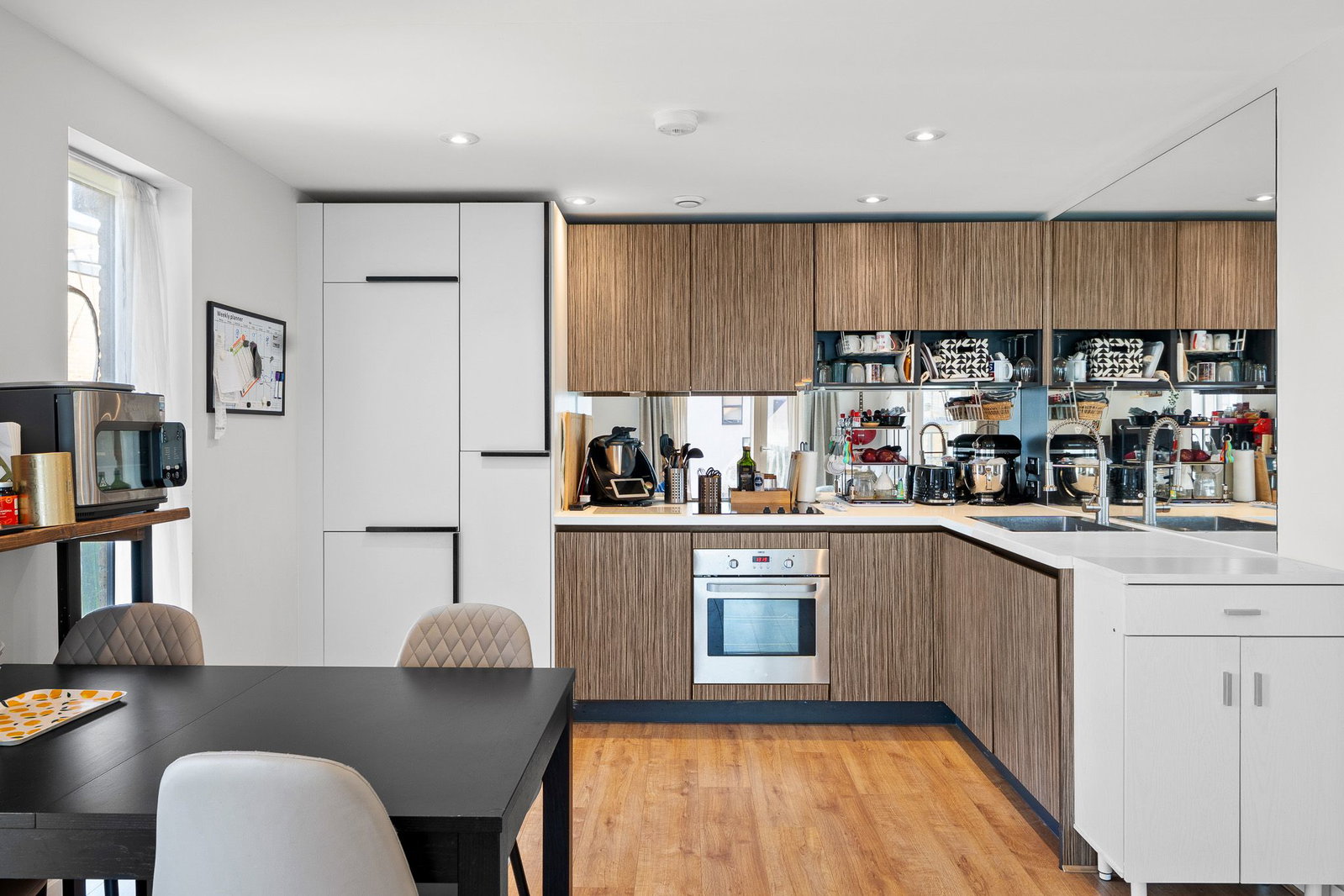 Apartment for sale in London, Hester House, 72 - 78 Conington Road, Lewisham SE13 7FL, 834 m²