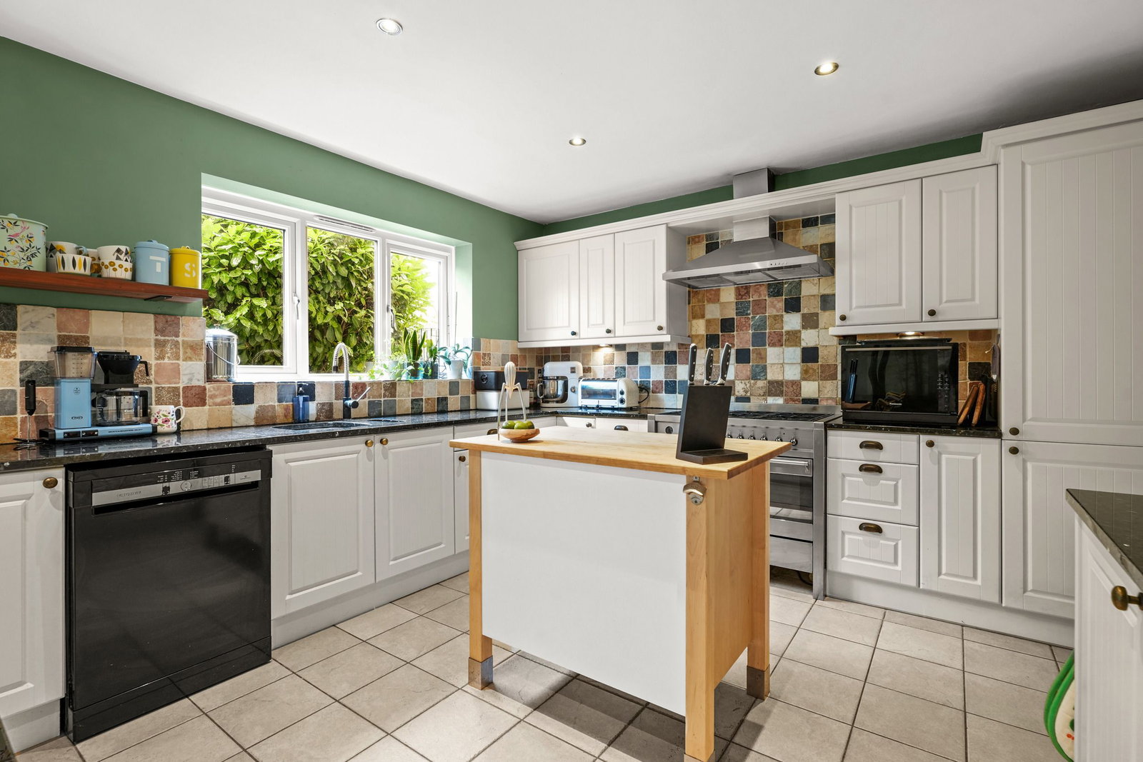Detached House for sale in Milton Keynes, Ayrton Close, Grange Farm, Milton Keynes, MK8 0PA, 2000 m²