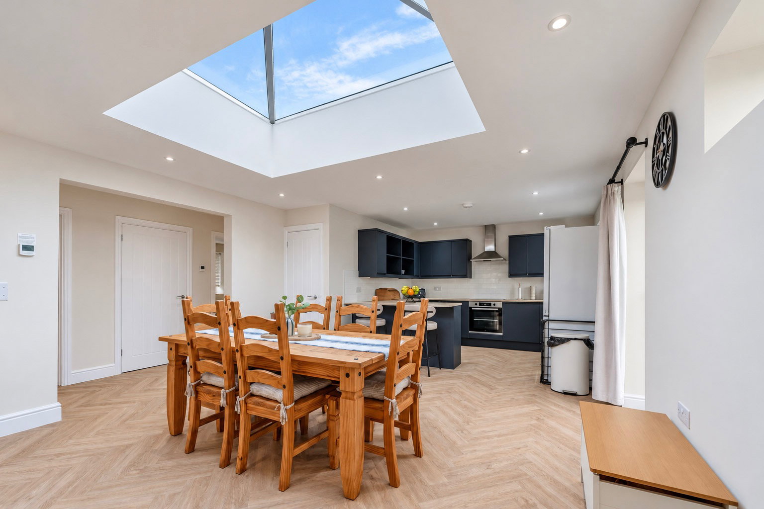 Bungalow for sale in Chatham, Beacon Road, Medway, ME5