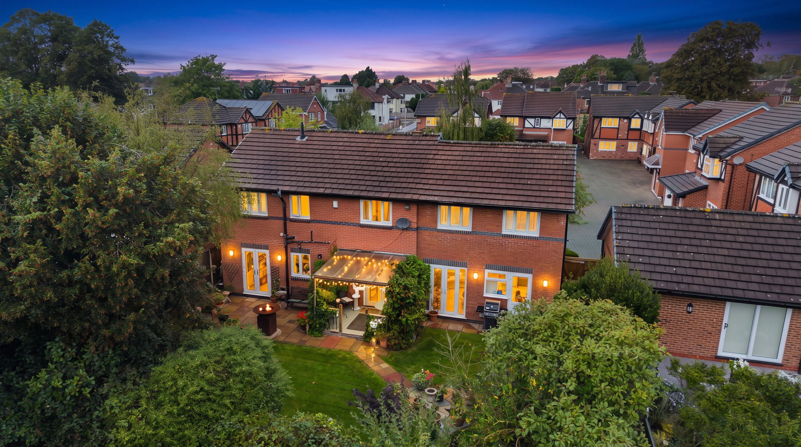 Detached House for sale in Liverpool, Ambleside Road, Allerton. L18 9XT, 1701 m²