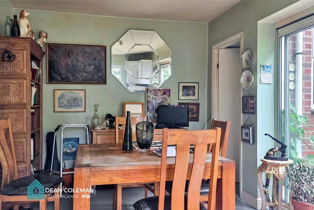 End Of Terrace House for sale in Birmingham, Hazelville Road, Hall Green, B28 9PY