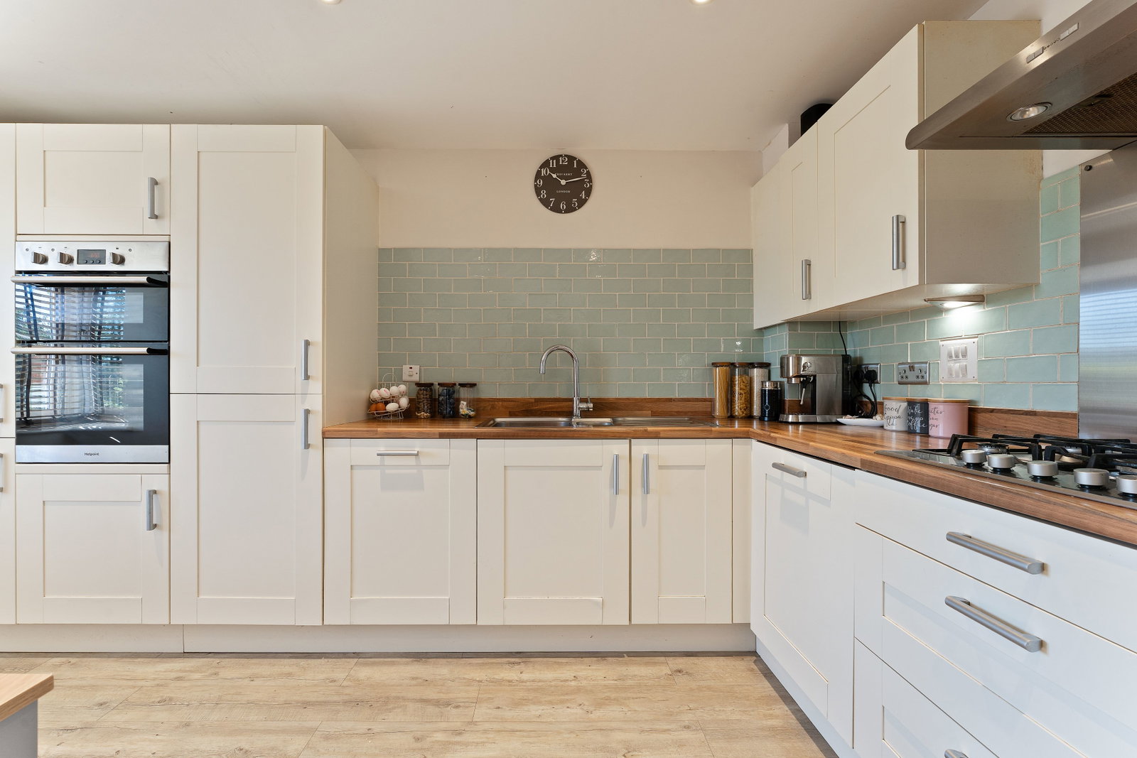 Detached House for sale in Salisbury, Pritchard Way, Amesbury, Salisbury, SP4, 1302 m²