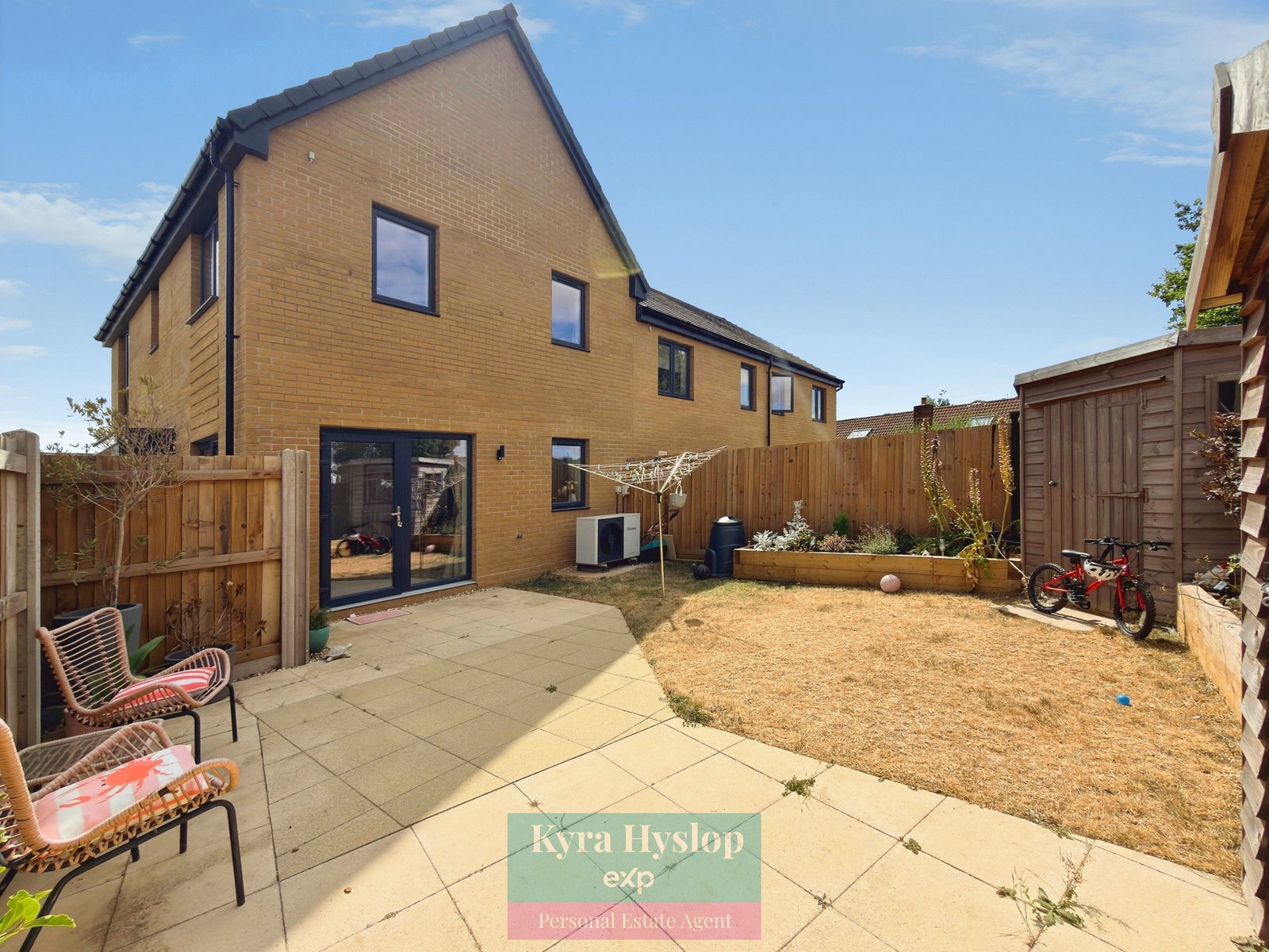 Semi Detached House for sale in Exeter, Copse Crescent, Exeter, EX1 3YE, 1055 m²