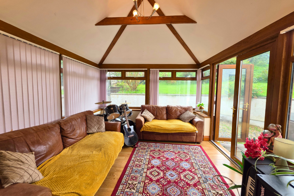 Detached House for sale in Carmarthen, Frongoch, Croesyceiliog, Carmarthen, 2088 m²