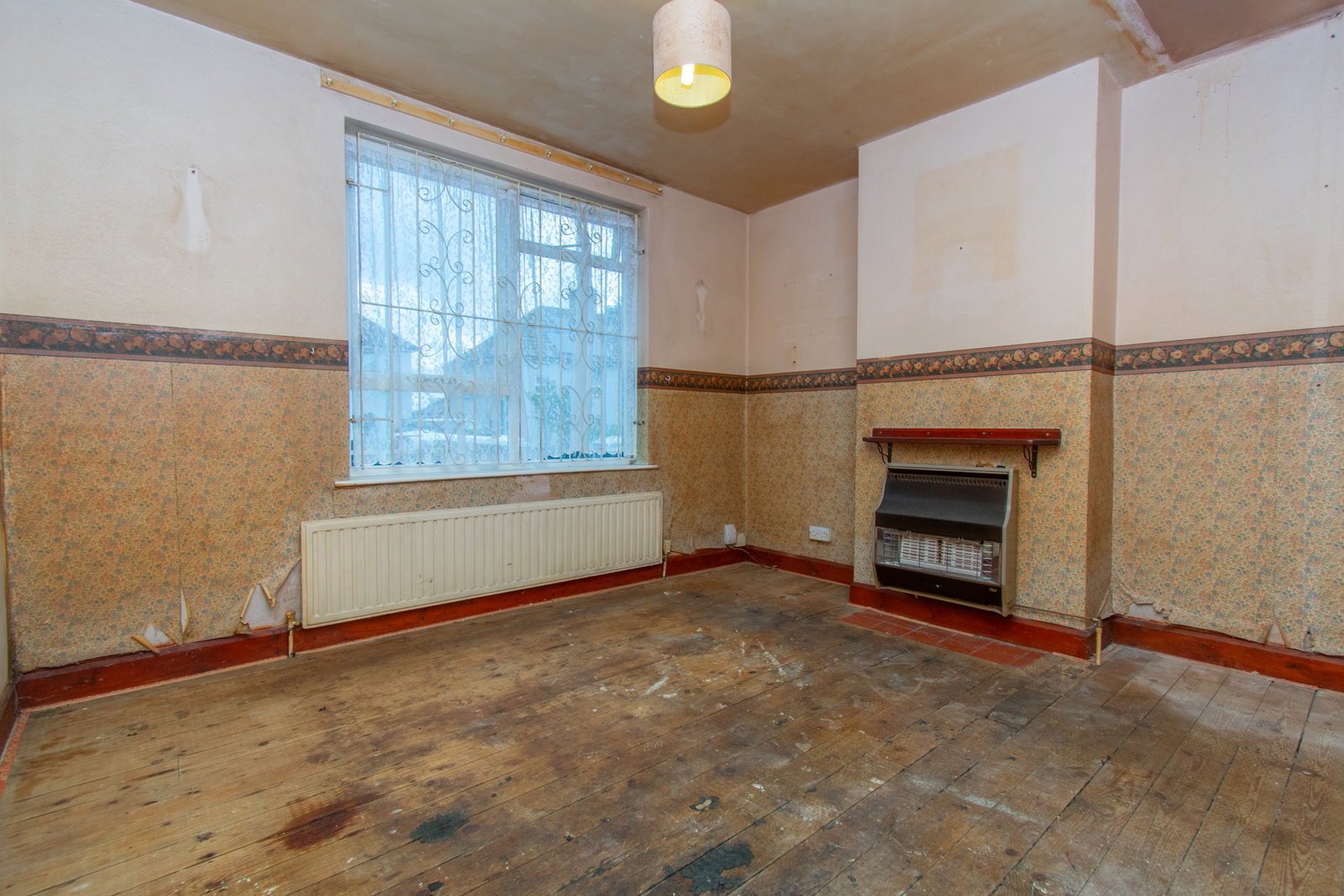 Semi Detached House for sale in Leicester, The Farm Close, Leicester, LE2 6SR