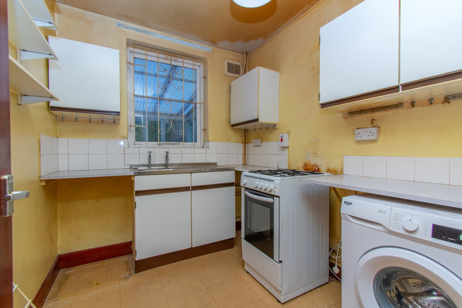 Semi Detached House for sale in Leicester, The Farm Close, Leicester, LE2 6SR