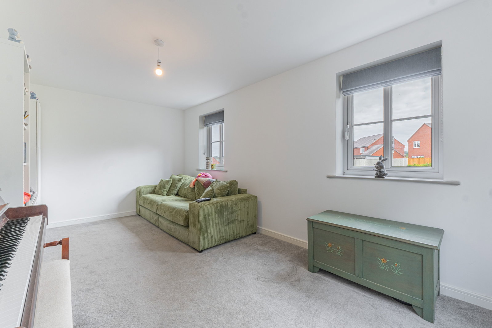 Detached House for sale in Swadlincote, Kirtley Drive, Midway, Swadlincote, DE11 7FY