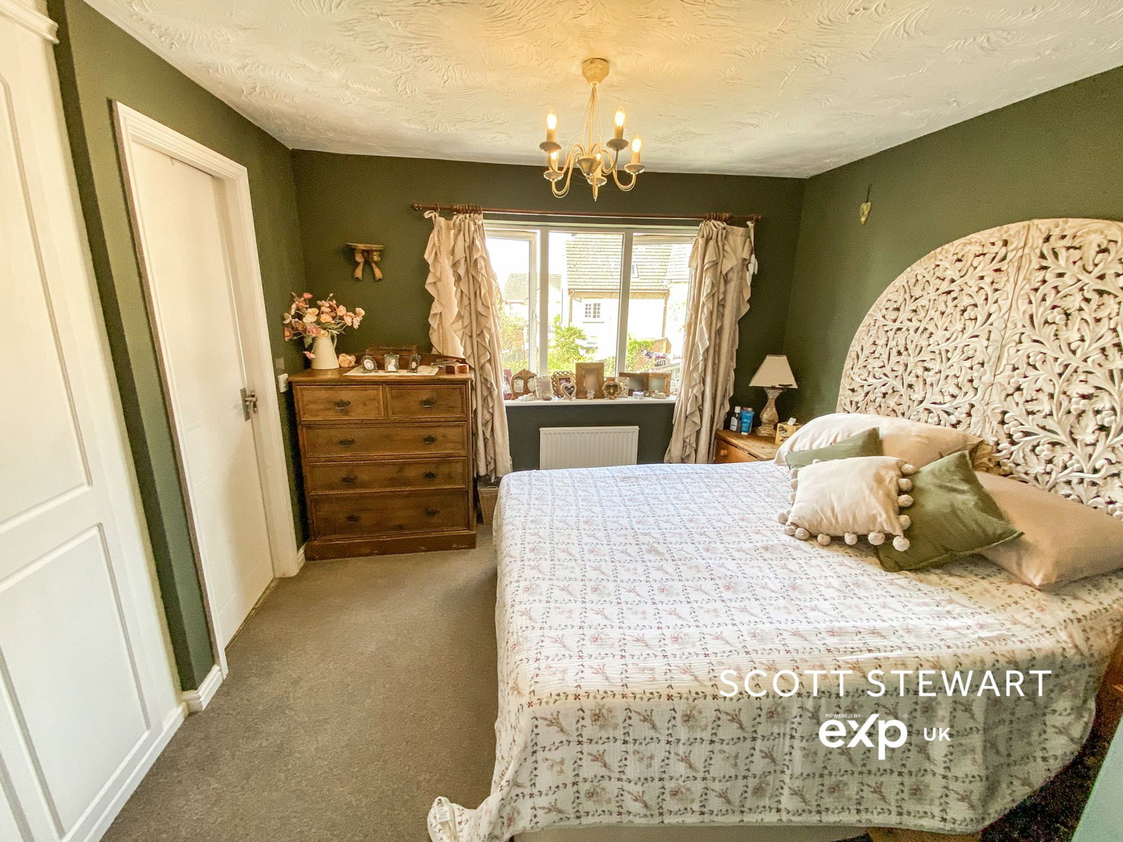 Semi Detached House for sale in Peterborough, Leaf Avenue, Hampton Hargate, Peterborough, PE7 8EF