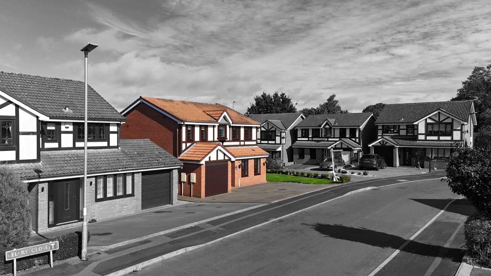 Detached House for sale in Walsall, Belfry Close, Turnberry Estate, Walsall, WS3 3XL