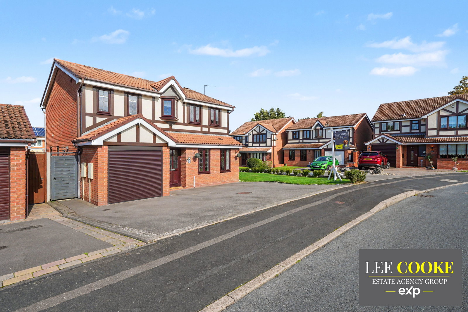 Detached House for sale in Walsall, Belfry Close, Turnberry Estate, Walsall, WS3 3XL