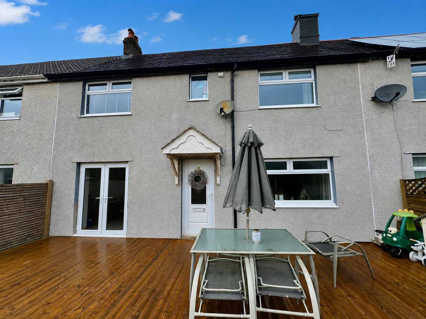 Terraced House for sale in Newport, Ael-y-Bryn Terrace, Newbridge, Newport, NP11 3DG