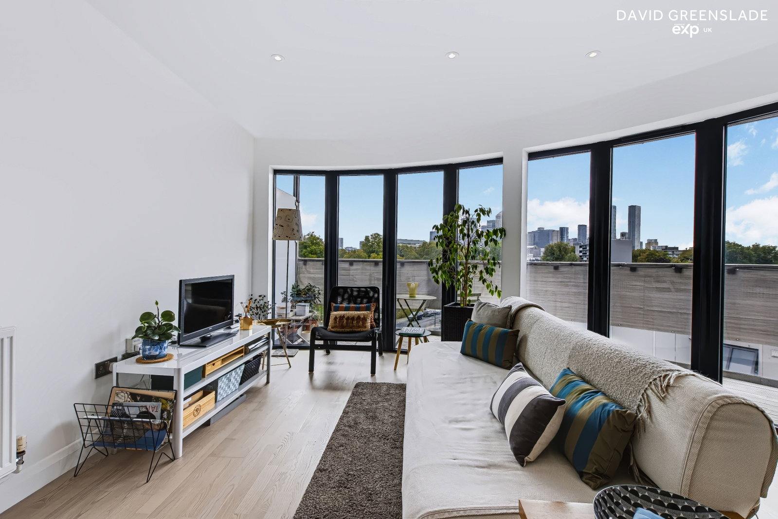 Apartment for sale in London, Sphere Apartments, 25 St. Pauls Way, E3