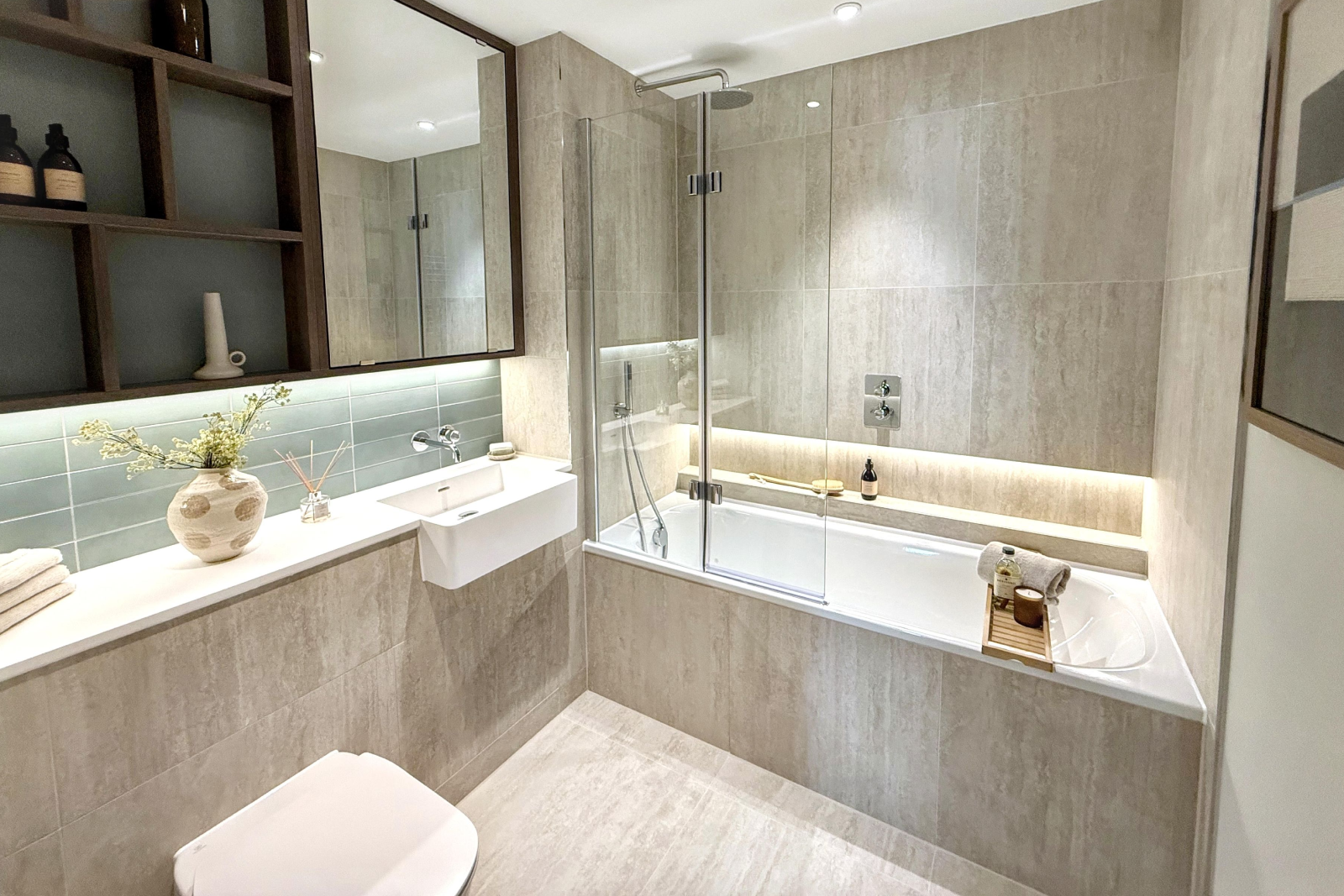 Apartment for sale in London, Vauxhall, London, SE11 5QY, 823 m²