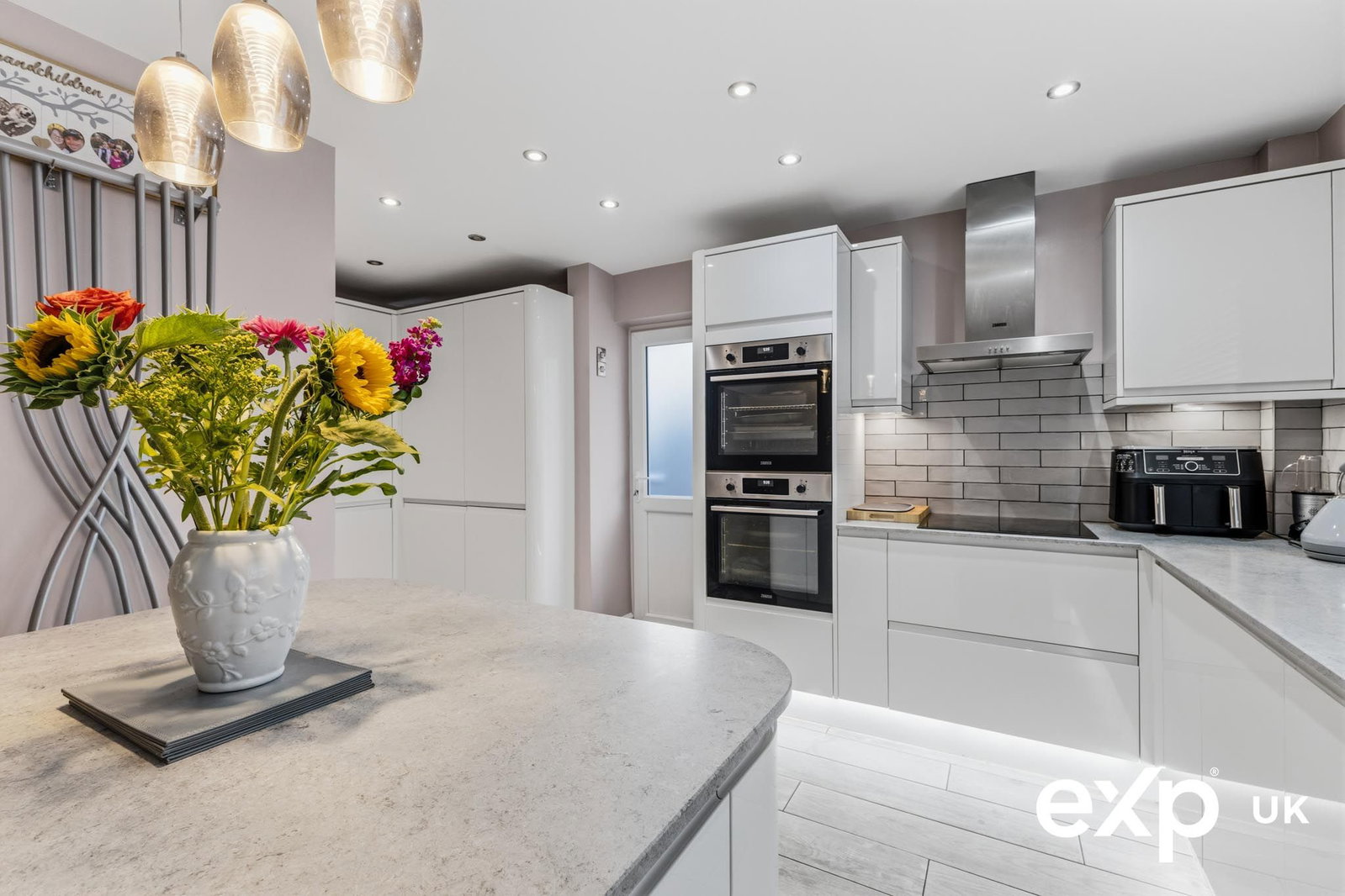 Semi Detached House for sale in Mansfield, Egmanton Road, Meden Vale, NG20 9QB