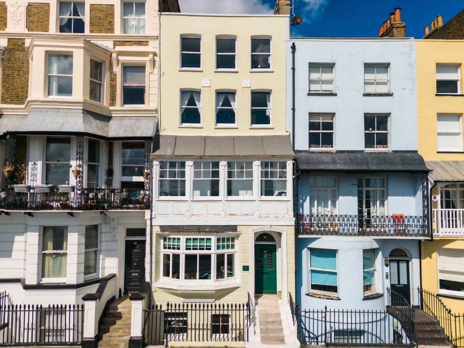 Terraced House for sale in Ramsgate, Paragon, Ramsgate, CT11 9JX