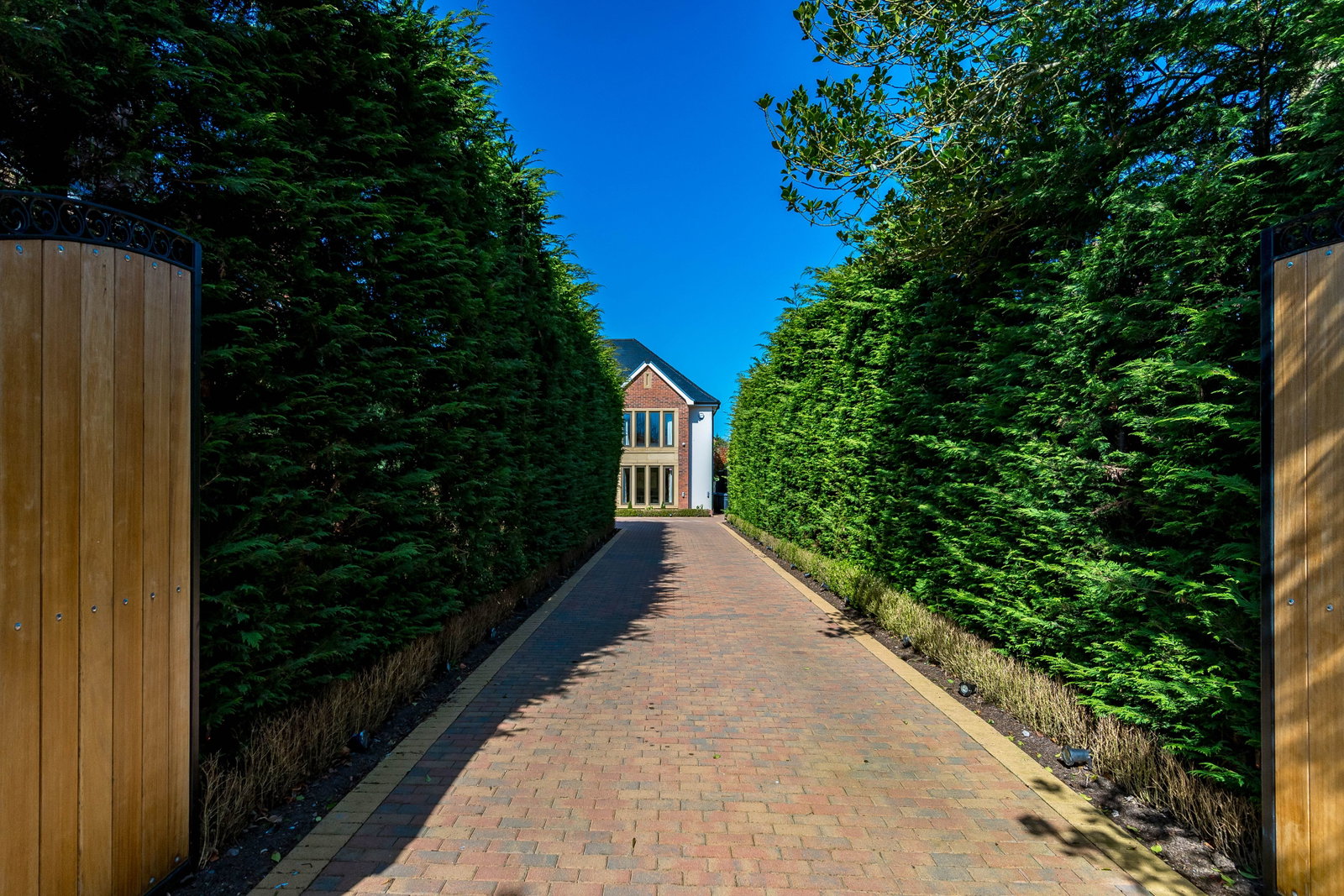 Detached House for sale in Liverpool, Massams Lane, Formby, Liverpool, L37 7BD, 7126 m²