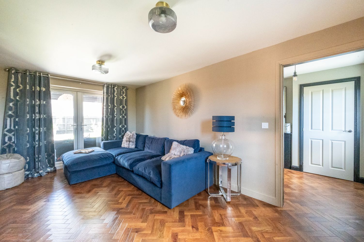 Detached House for sale in Harlow, Wren Street, Harlow, Essex, CM17 0SU, 1199 m²