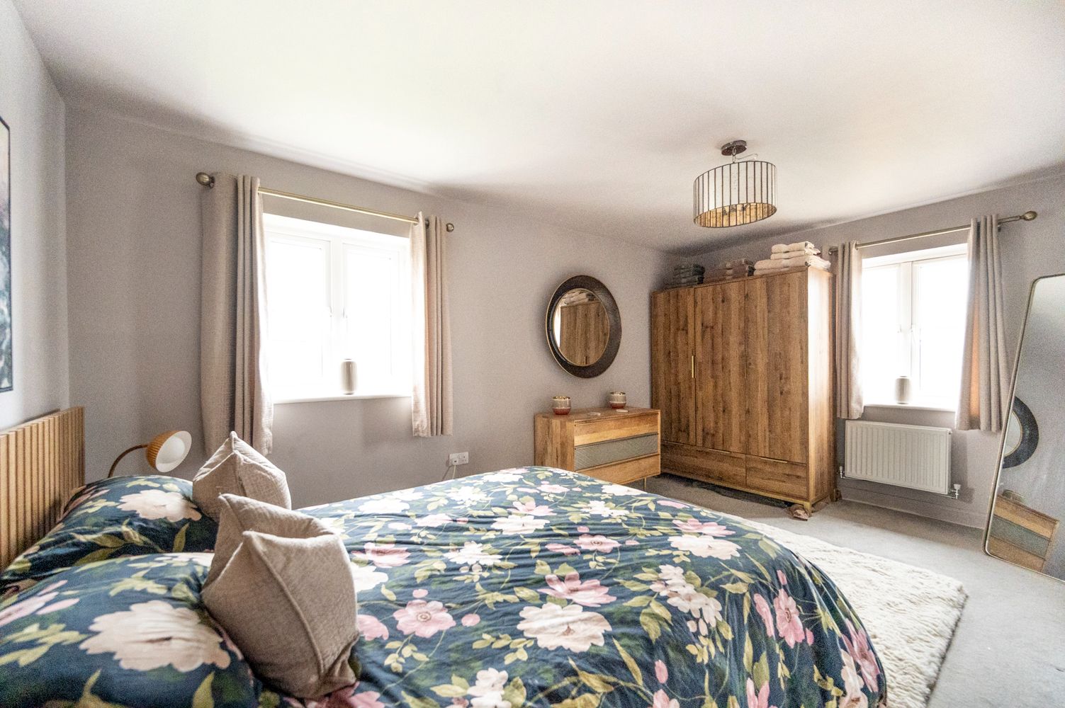 Detached House for sale in Harlow, Wren Street, Harlow, Essex, CM17 0SU, 1199 m²