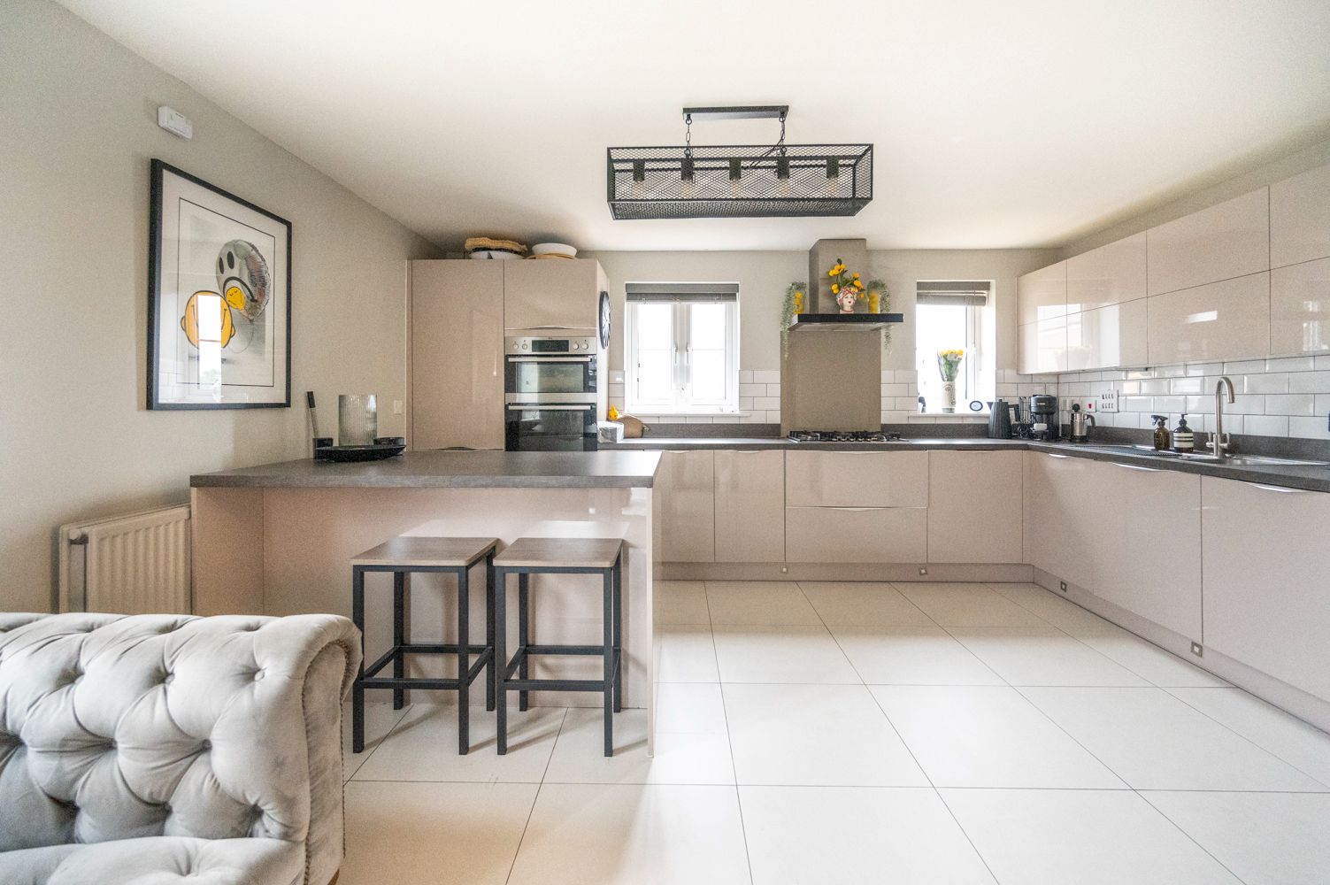 Detached House for sale in Harlow, Wren Street, Harlow, Essex, CM17 0SU, 1199 m²