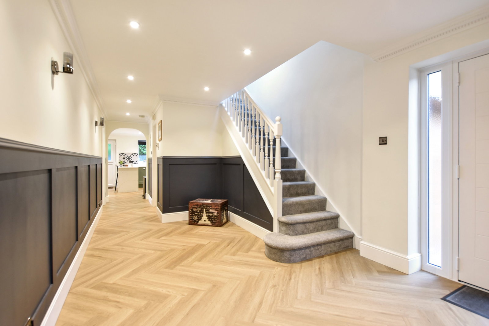 Detached House for sale in Wakefield, Hawthorne House, Church Croft, LOFTHOUSE, Wakefield, WF3, 2454 m²
